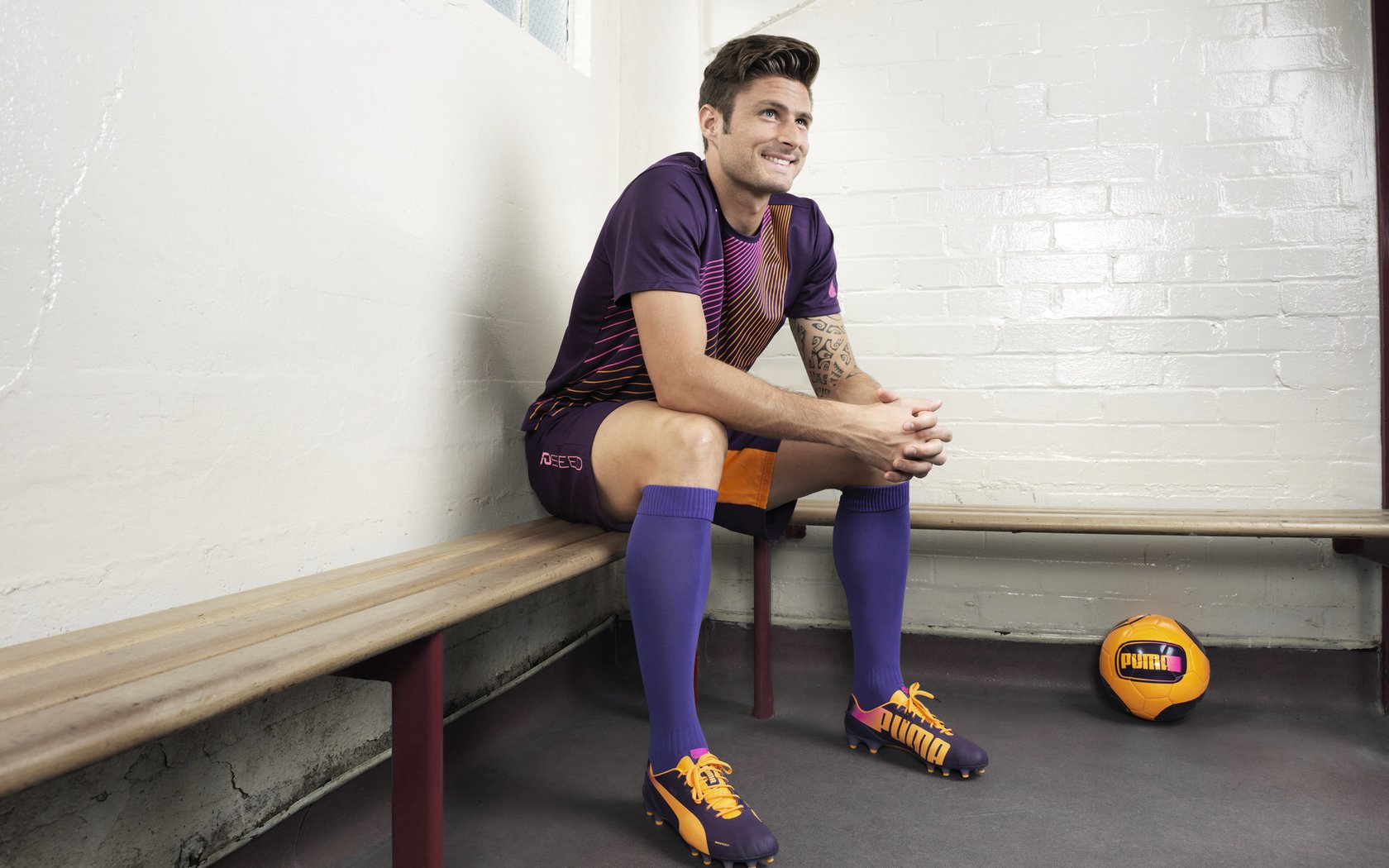 开云体育官方网站-佩德里魔法失效夜，当无解遭遇莱比锡的体系绞杀